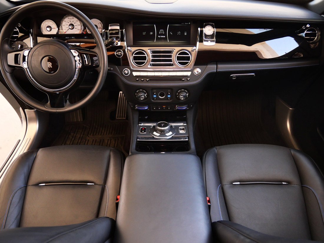 Cabriolet in Beverly Hills, CA, United States 4 - 18937849
