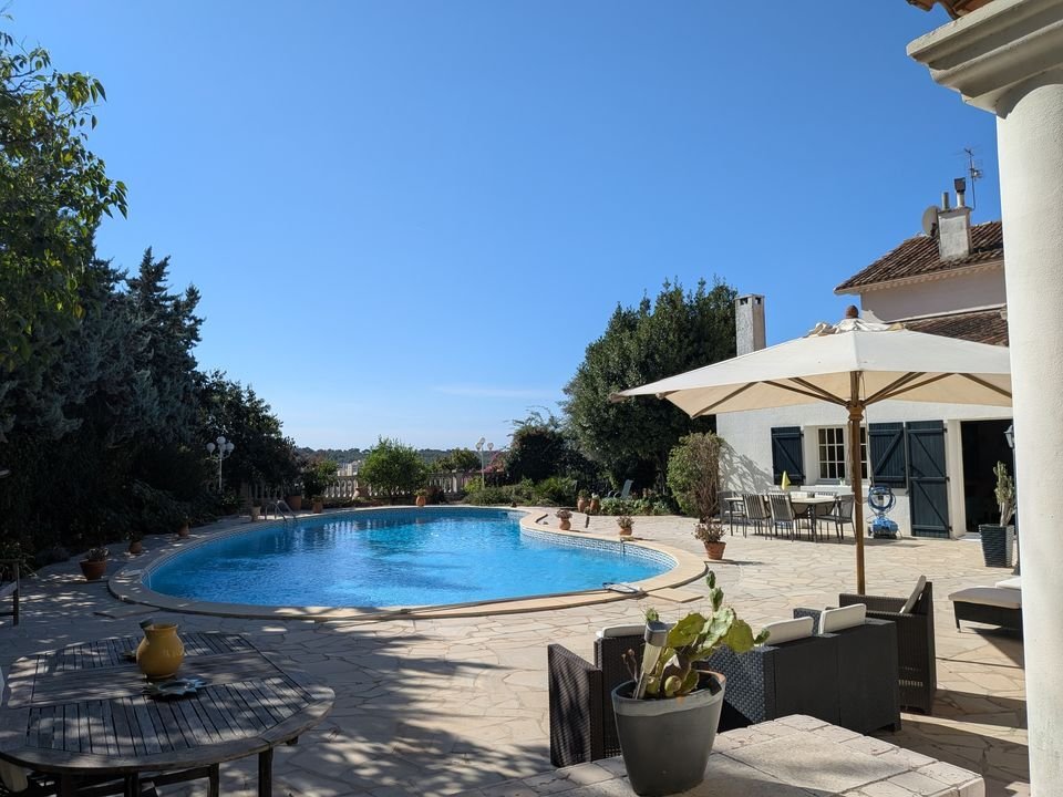 Villa in Valette Nord, La Valette-du-Var, France 1 - 18937712