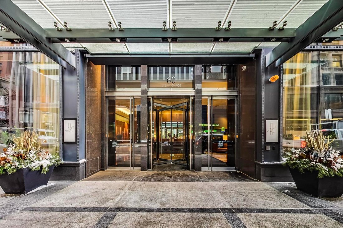 Condo in Chicago, Illinois, United States 2 - 18938232