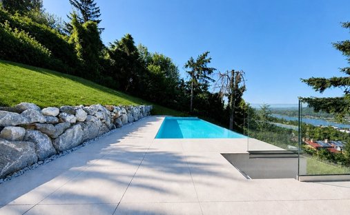 Villa in Klosterneuburg, Lower Austria, Austria 1