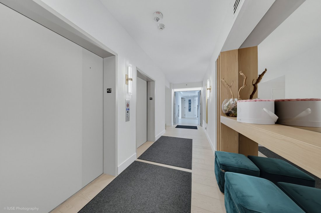 Condo in Miami Beach, Florida, United States 2 - 18938136