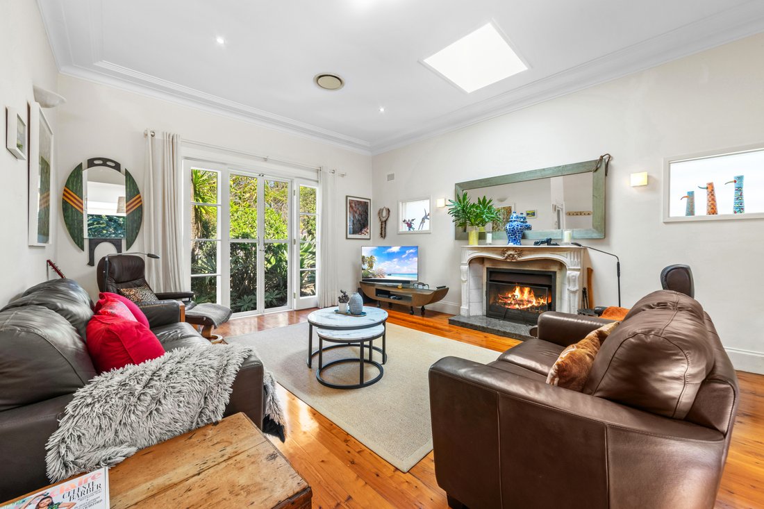 House in Pearl Beach, New South Wales, Australia 2 - 18938113