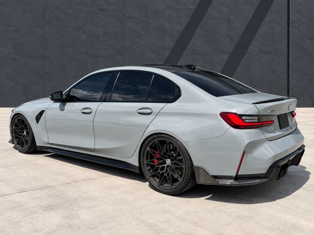 Sedan in Hollywood, FL, United States 5 - 18938760