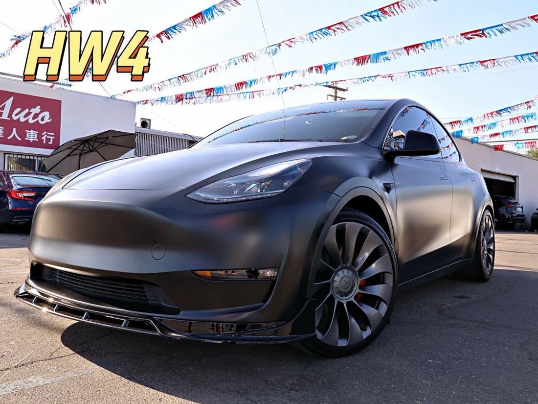 Suv in El Monte, CA, United States 1 - 18938429