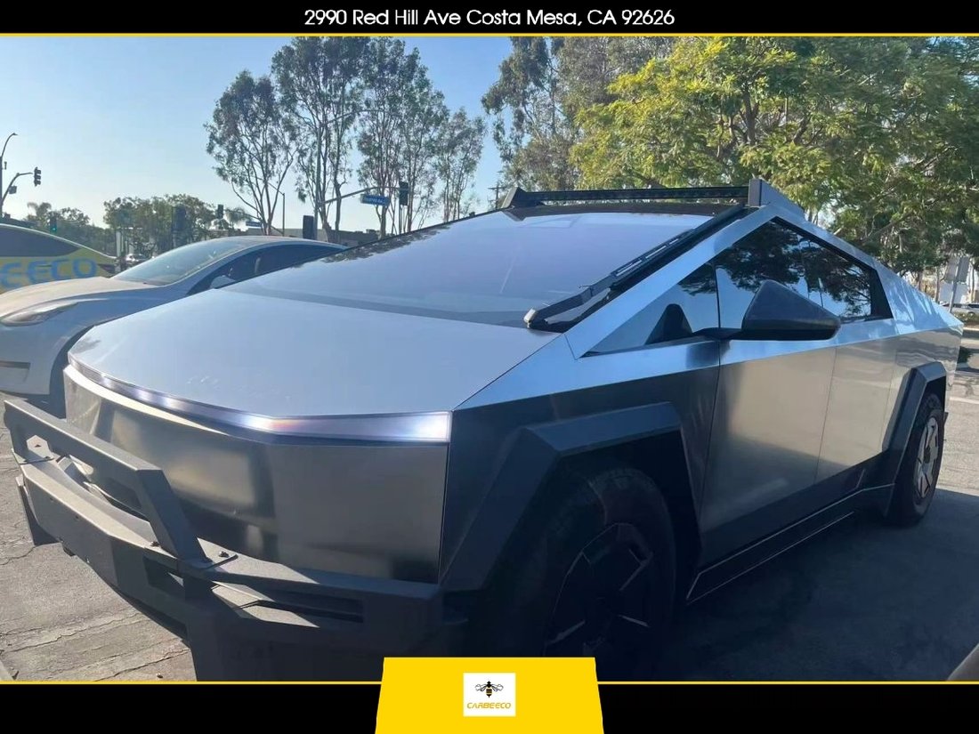 Pickup in Costa Mesa, CA, United States 1 - 18938443