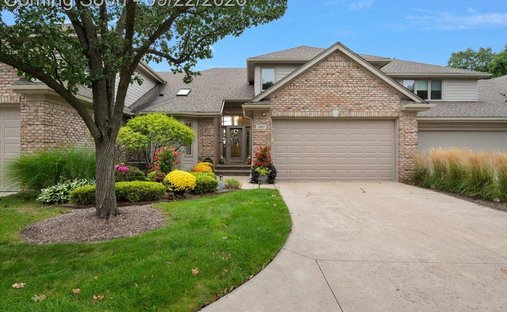 Condo in Keego Harbor, Michigan, United States 1