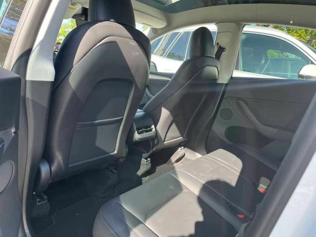Suv in Costa Mesa, CA, United States 4 - 18938424