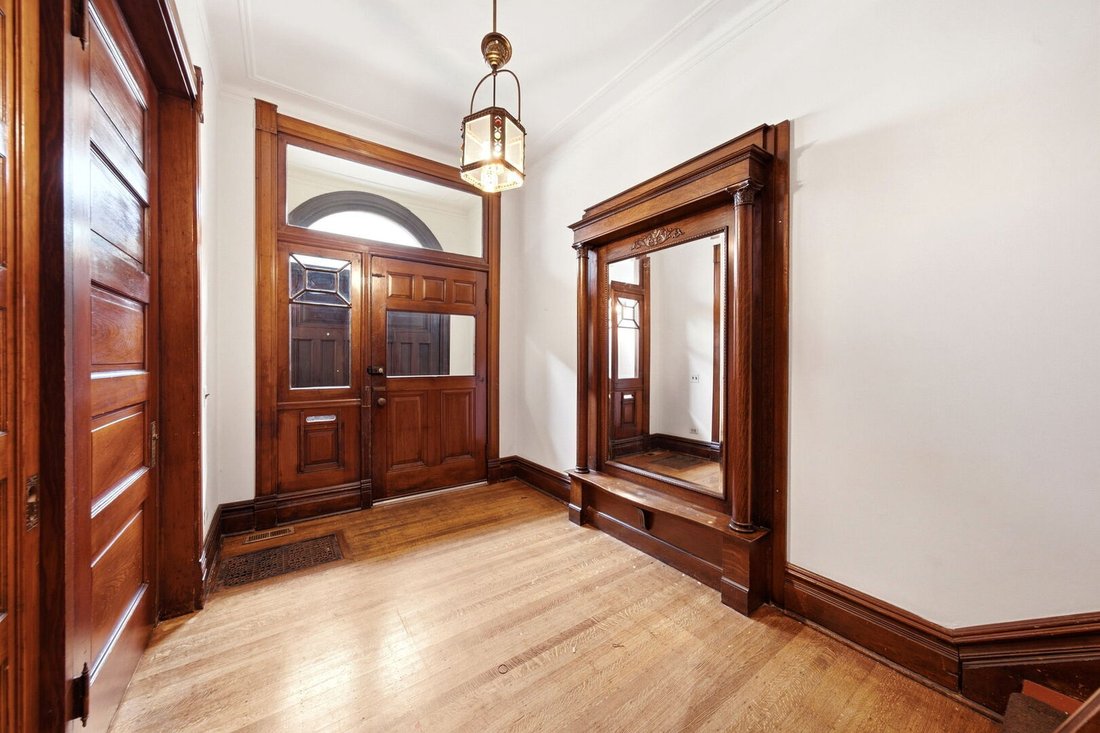 House in Chicago, Illinois, United States 5 - 18938152