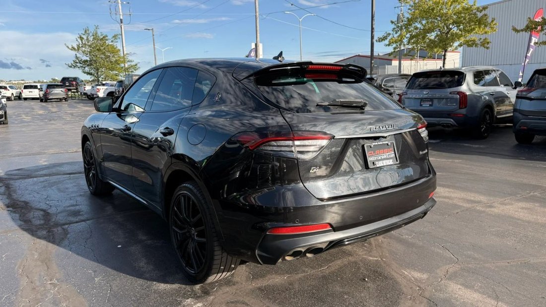 Suv in Milwaukee, WI, United States 5 - 18938482