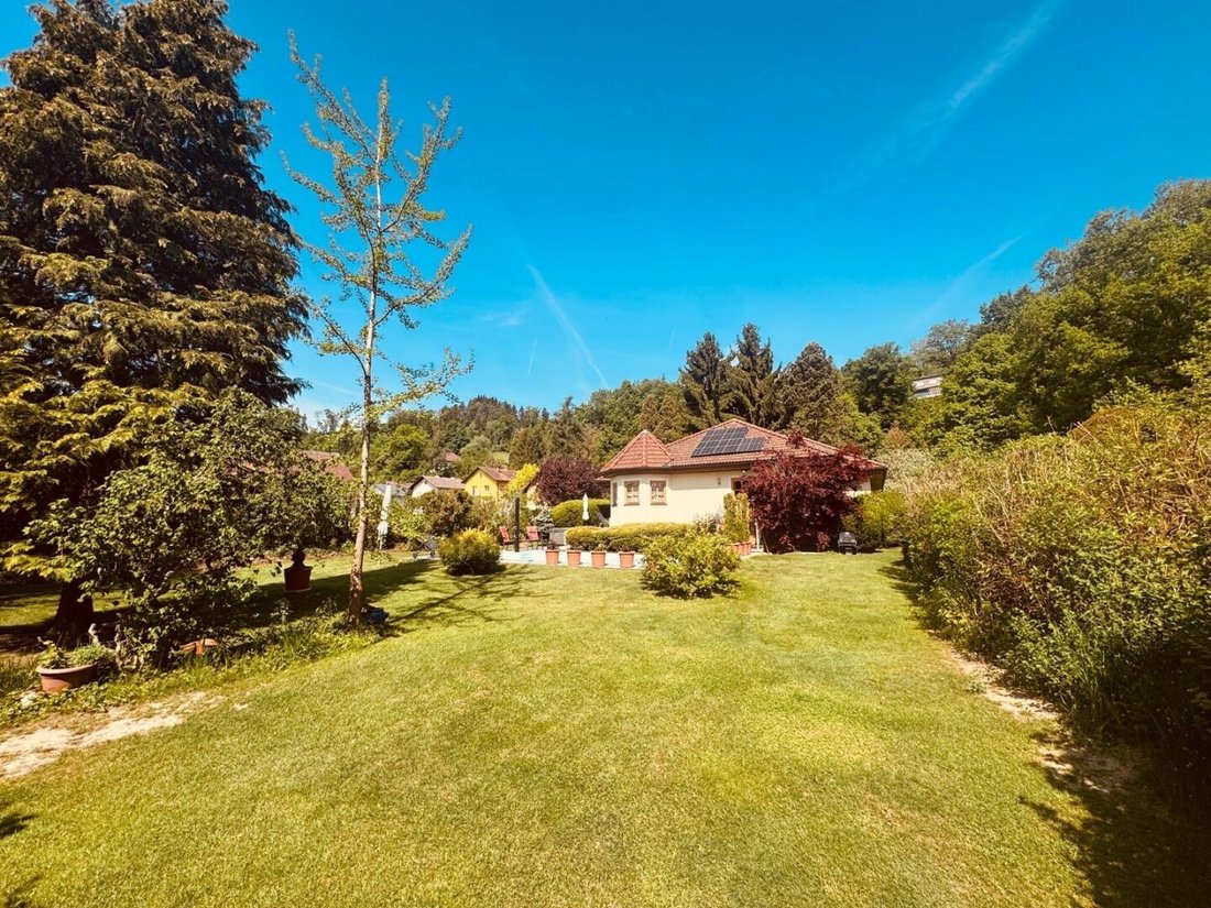 Bungalow in Walding, Upper Austria, Austria 1 - 18938314