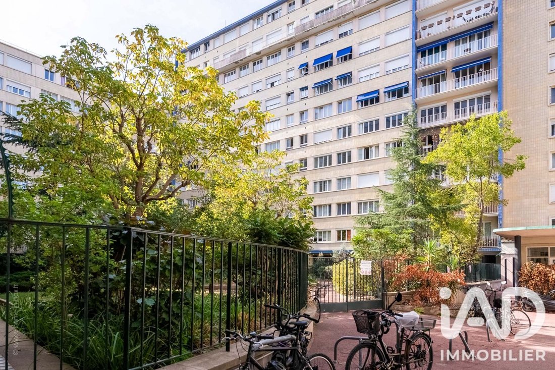 Apartment in Saint Lambert, Paris 15e Arrondissement, Paris 2 - 18939013
