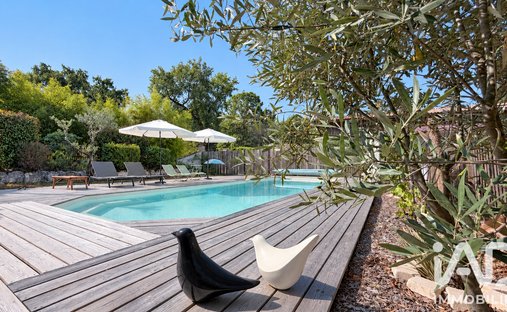House in Mios, Nouvelle-Aquitaine, France 1