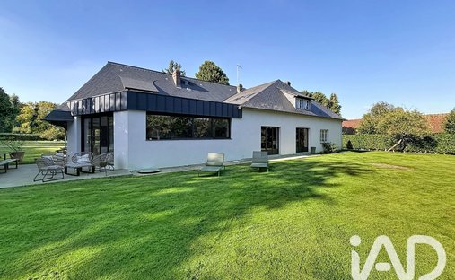 House in Quincampoix, Normandy, France 1