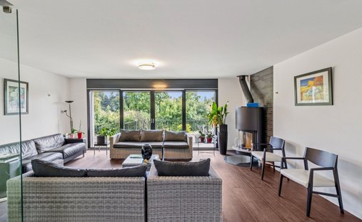 Townhouse in Pully, Vaud, Switzerland 1
