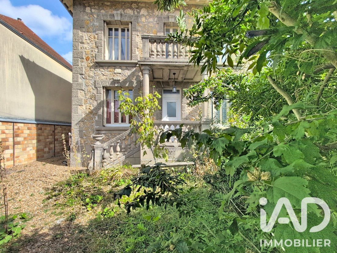 House in Rambouillet, Ile-de-France, France 1 - 18938929