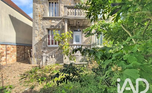House in Rambouillet, Ile-de-France, France 1