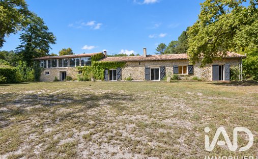 House in Leogeats, Nouvelle-Aquitaine, France 1
