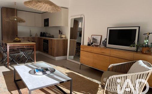 Wohnung in Platz der Waffen, Toulon, Frankreich 1