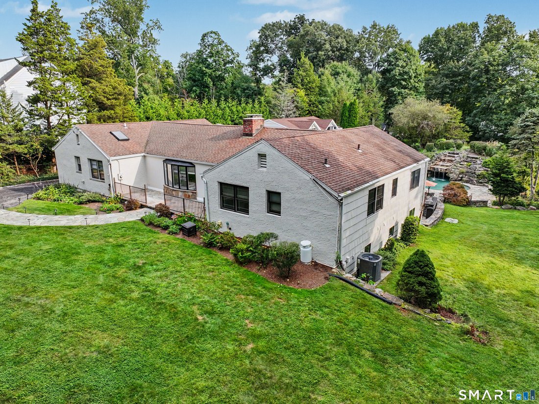 House in Stamford, Connecticut, United States 2 - 18938899