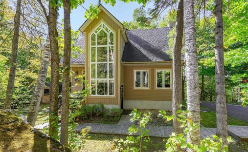 House in Saint-Sauveur, Quebec, Canada 1