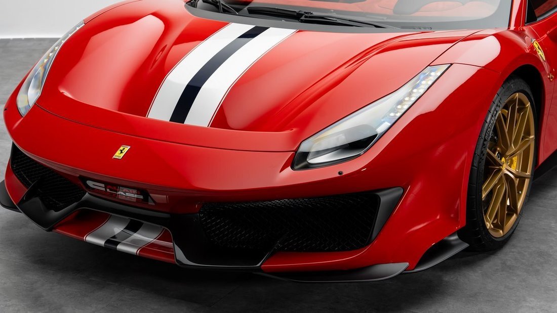 Coupe in Dubai, United Arab Emirates 5 - 18938905