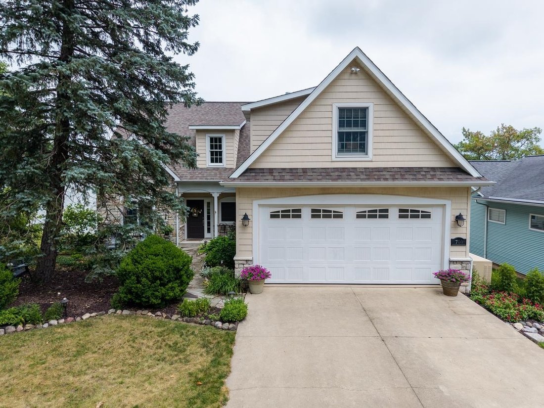 House in Hamilton, Indiana, United States 3 - 18938914