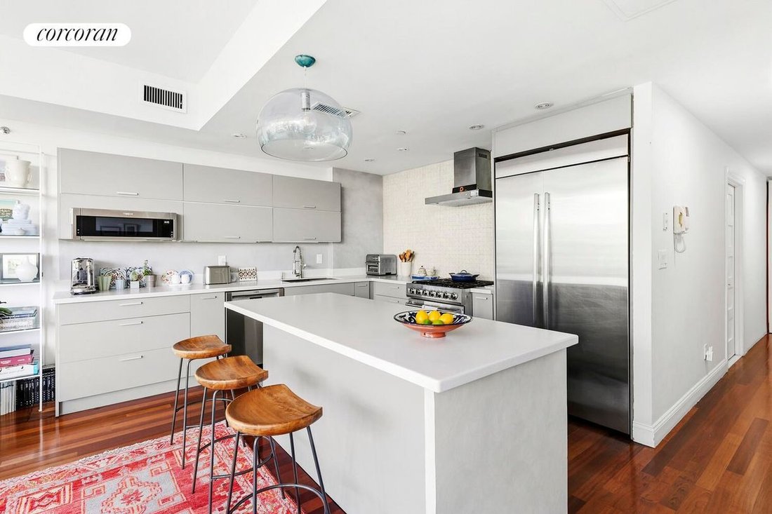 Condo in New York, New York, United States 4 - 18938985