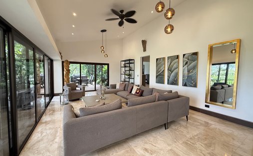 House in Ciudad Colón, San José Province, Costa Rica 1