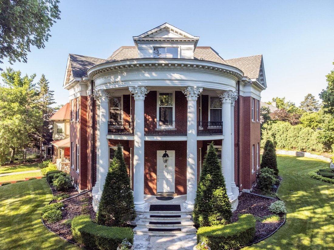 House in Minneapolis, Minnesota, United States 1 - 18416666