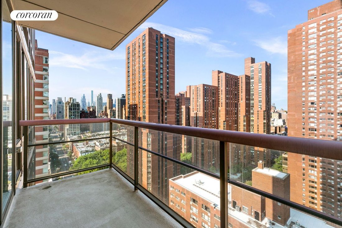 Condo in New York, New York, United States 5 - 18939092