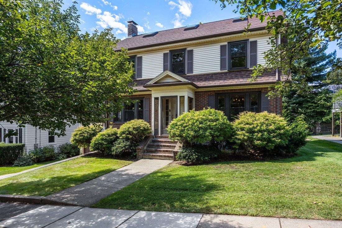 House in Watertown, Massachusetts, United States 1 - 18939071