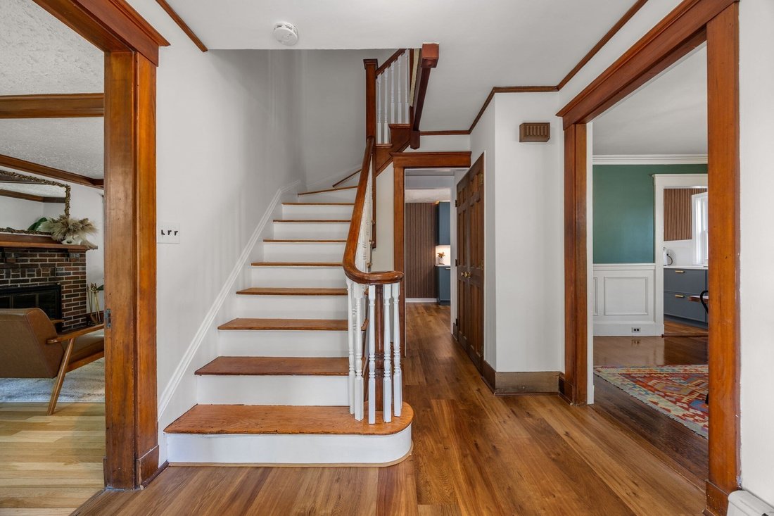 House in Watertown, Massachusetts, United States 3 - 18939071