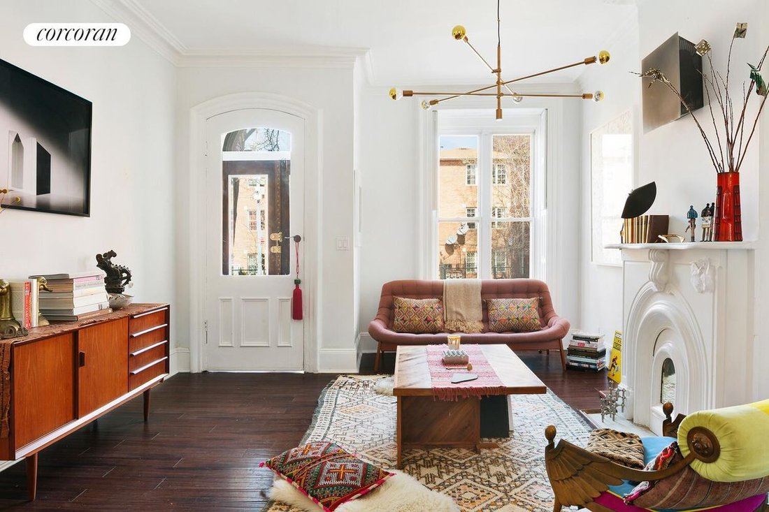 House in New York, New York, United States 2 - 18939089