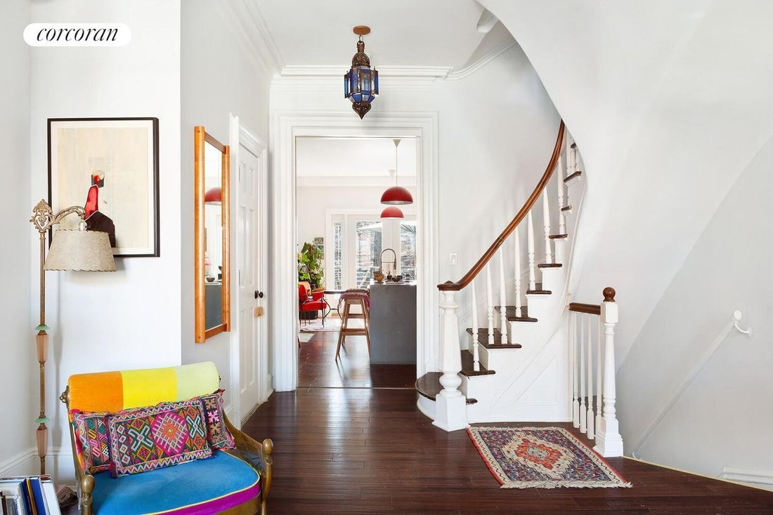 House in New York, New York, United States 3 - 18939089