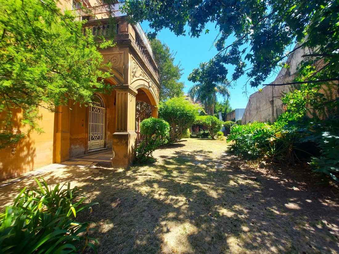 House in Buenos Aires, Buenos Aires, Argentina 2 - 18939156