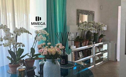 House in Capezzano Pianore, Camaiore, Tuscany 1