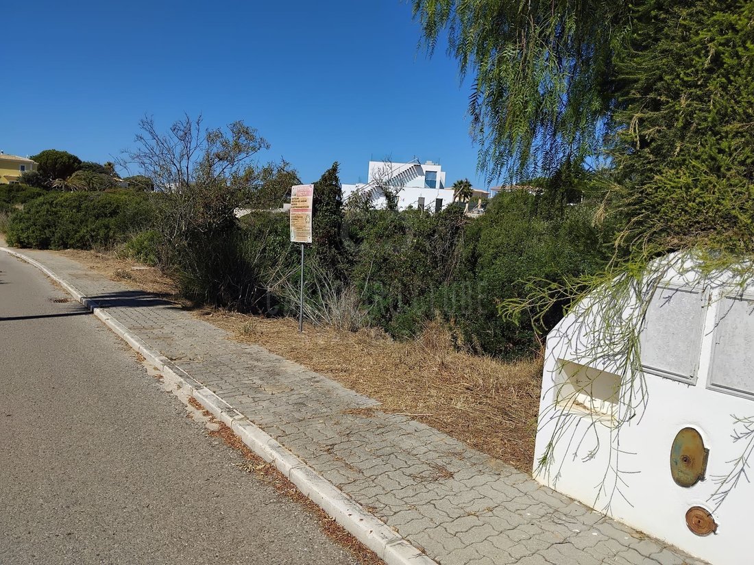 Land in Carvoeiro, Algarve, Portugal 2 - 18944226