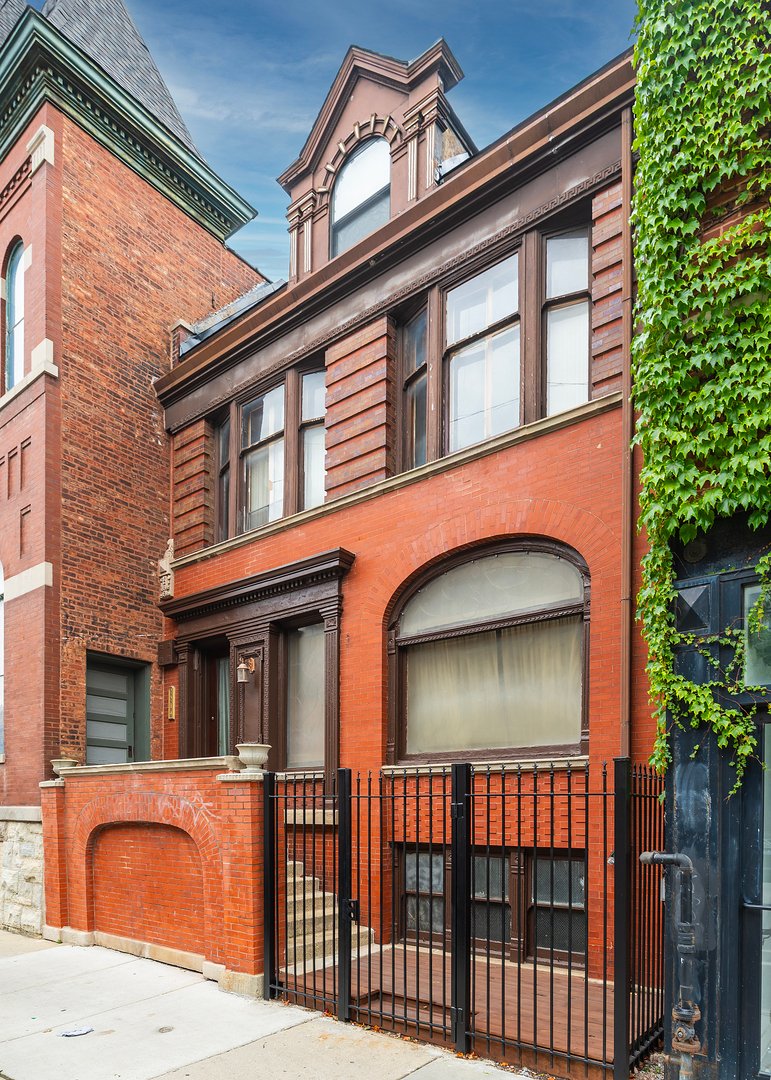 House in Chicago, Illinois, United States 1 - 18942697