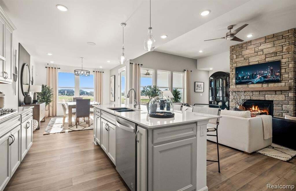 Condo in Macomb, Michigan, United States 5 - 18939984