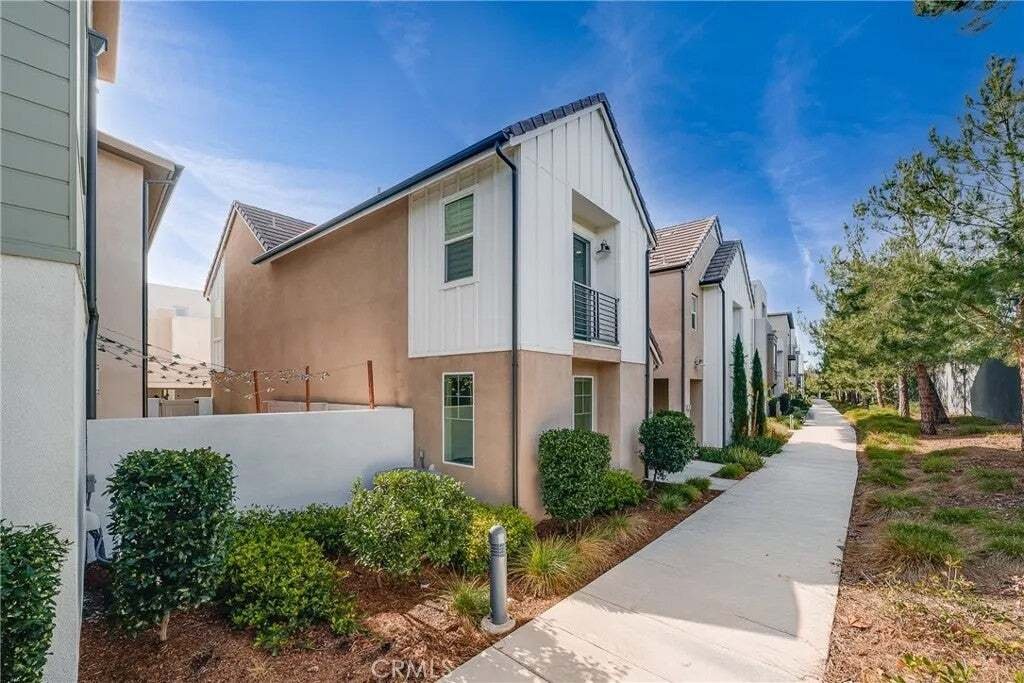 Condo in Irvine, California, United States 1 - 18943267