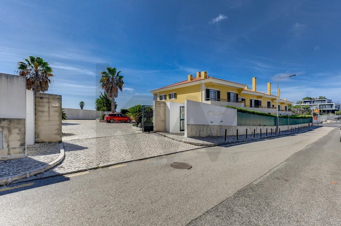 House in Cascais e Estoril, Lisbon, Portugal 1 - 18942816