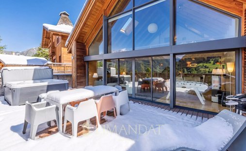 Chalet in Les Deux Alpes, Auvergne-Rhône-Alpes, France 1