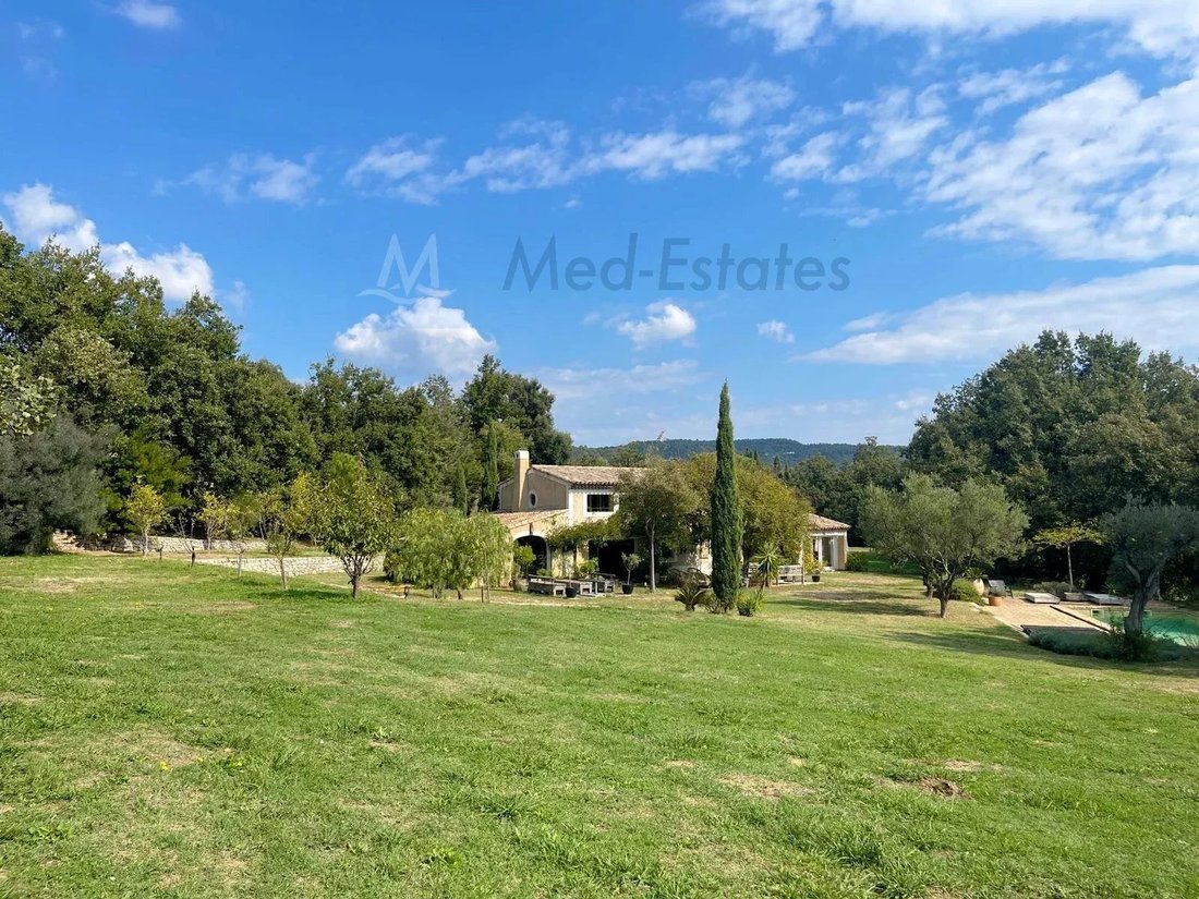 Villa in La Garde-Freinet, Provence-Alpes-Côte d'Azur, France 4 - 16786761