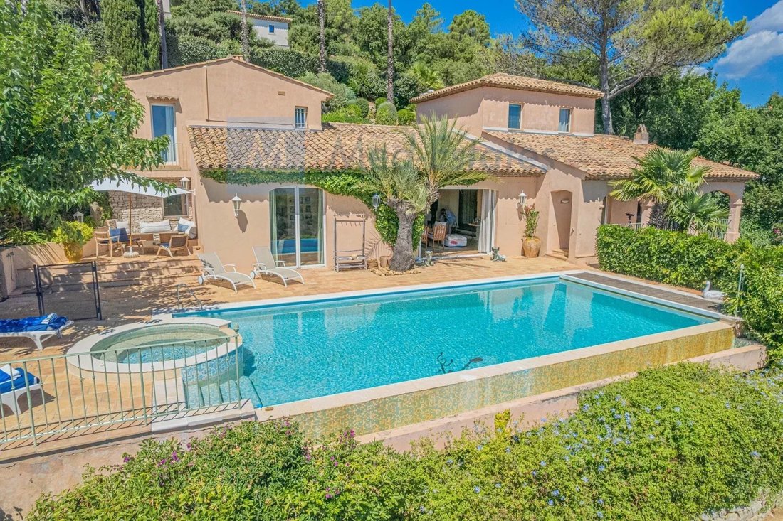Villa à Grimaud, Provence-Alpes-Côte d'Azur, France 2 - 16534397