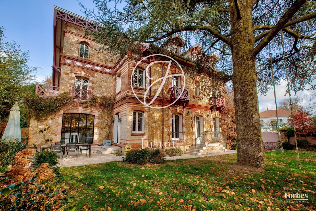 House in Plateau de Cazes, Vaucresson, France 1 - 18939757