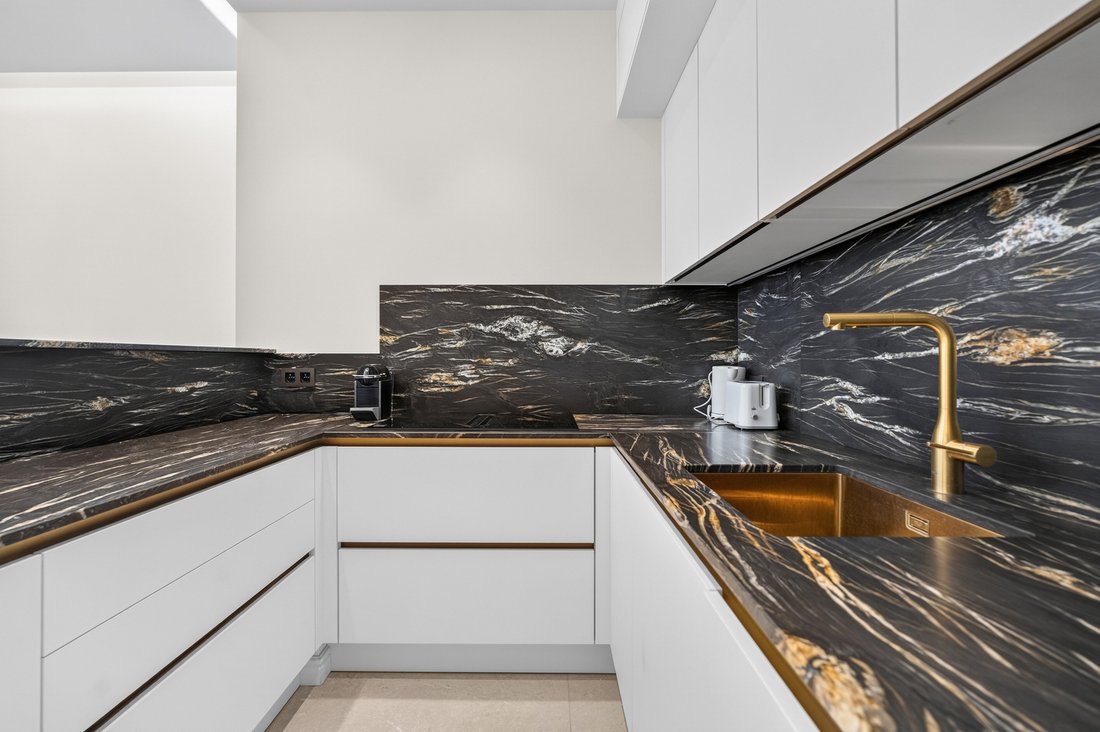 Apartment in Saint Nicolas, Cannes, France 3 - 18945141