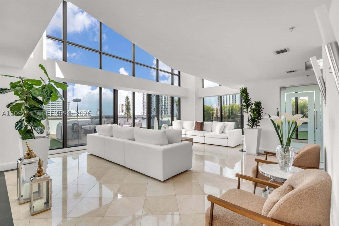 Condo in Fort Lauderdale, Florida, United States 1 - 18943039