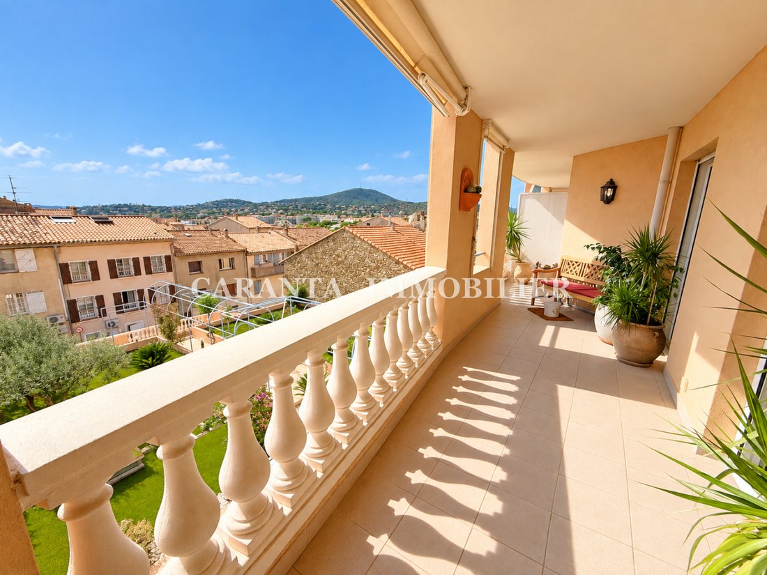 Apartment in Nartelle-Noyer-Bellevue-bd des Sardinaux, Sainte-Maxime, France 1 - 18943654