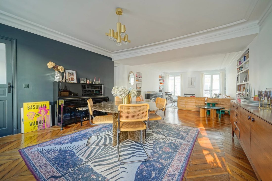 Apartment in Clichy-Trinité, Paris 9e Arrondissement, Paris 1 - 18943982