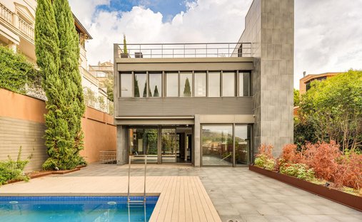 Villa in Sarrià-Sant Gervasi, Barcelona, Spain 1
